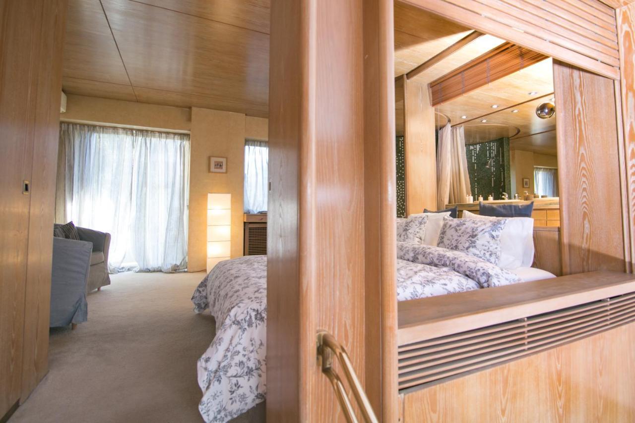 One-Of-A-Kind Athens Riviera Apartment Extérieur photo