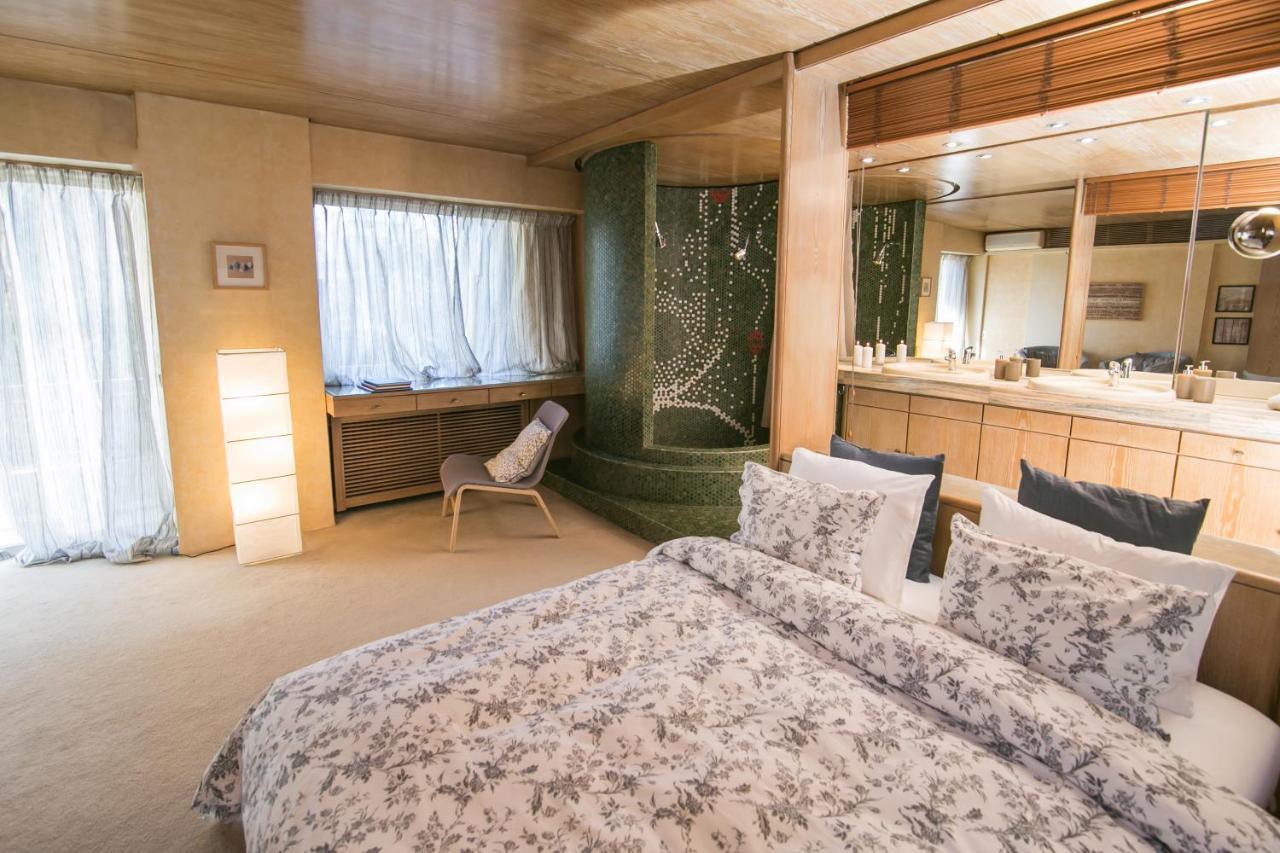 One-Of-A-Kind Athens Riviera Apartment Extérieur photo